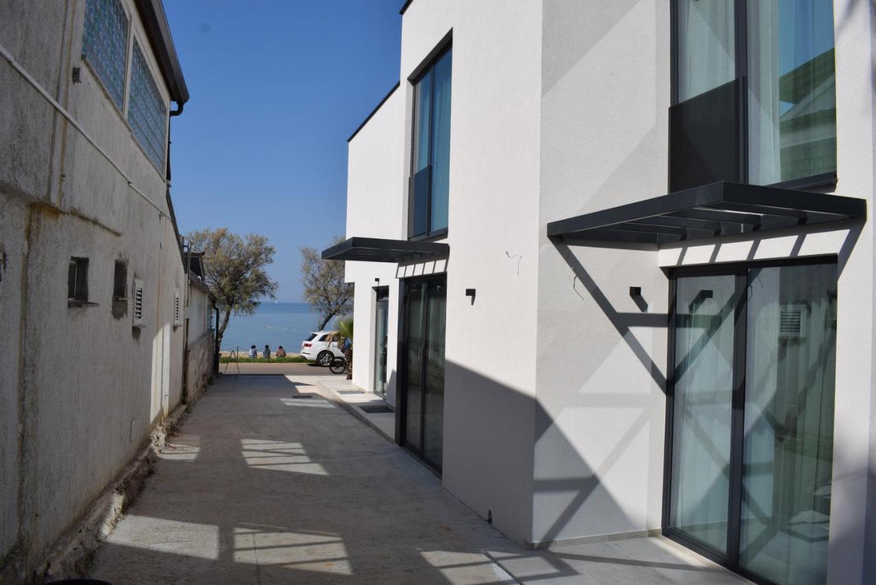Maresole Beachfront Residence Poreč Exterior foto